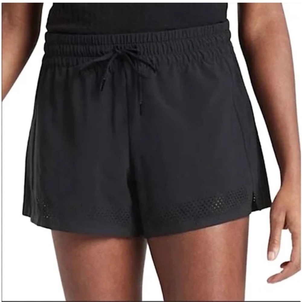 Athleta Baja Perforated black 3.5” Featherweight Drawstring running Shorts